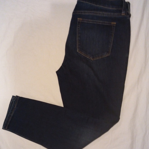 J. Crew Denim - J CREW SKINNY ANKLE JEANS. size 29/26